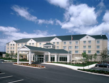 04_Hilton Garden Inn_exterior2.jpg