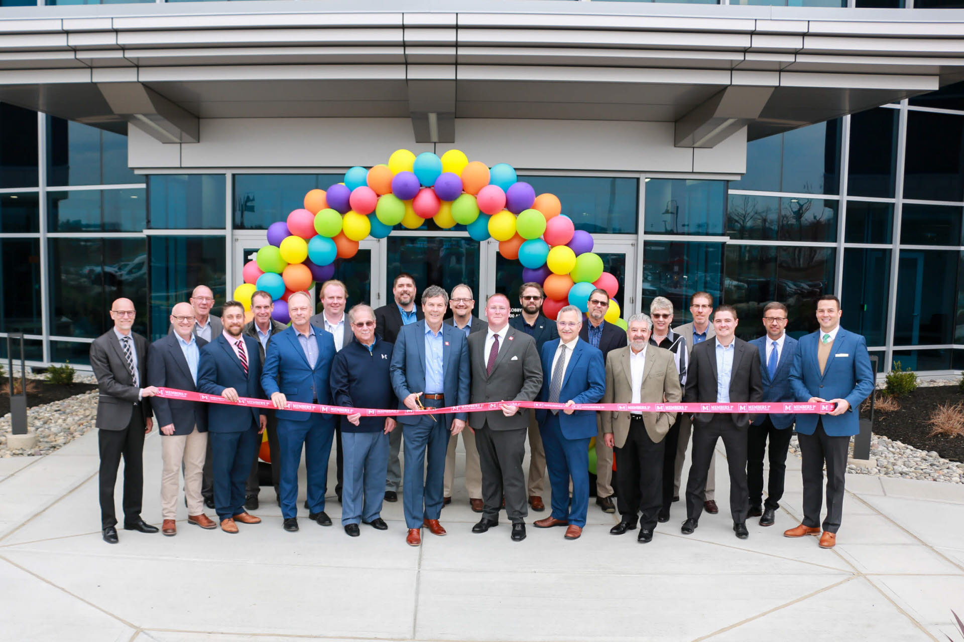 Members 1st Corporate Headquarters Group Ribbon Cutting Photo